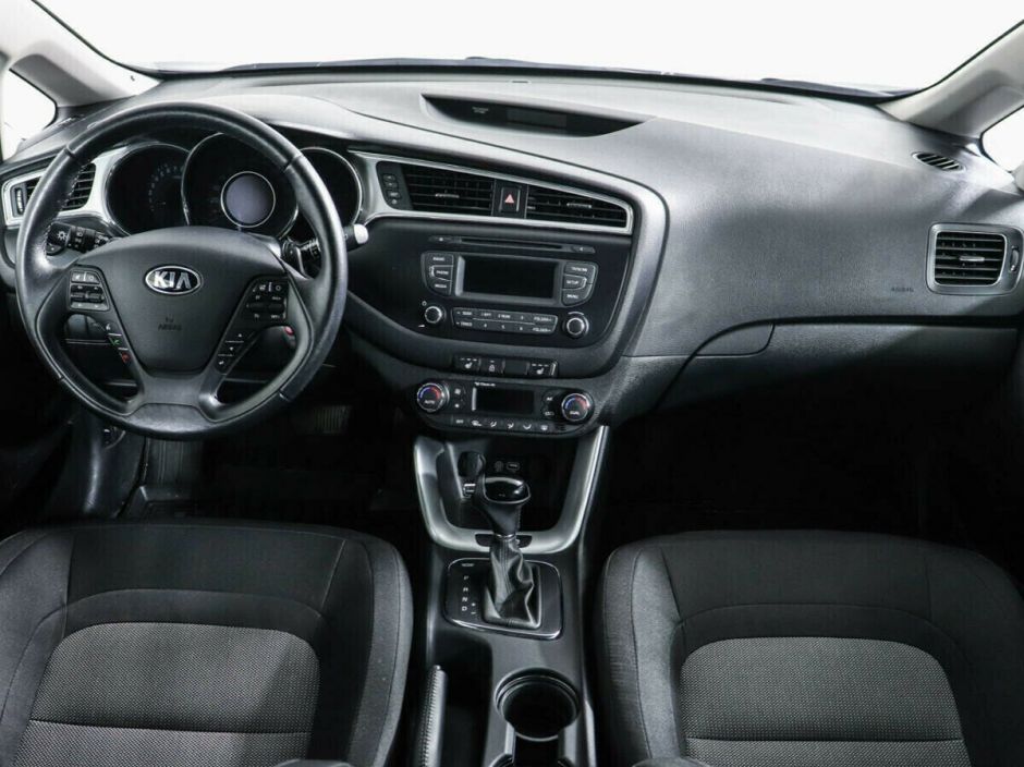 Kia Ceed, 1.6 л, АТ, 2015 фото 2