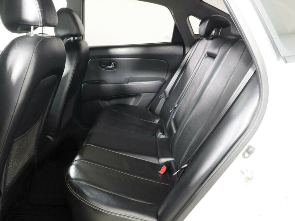 Hyundai Elantra, 1.6 л, АТ, 2011 фото 8