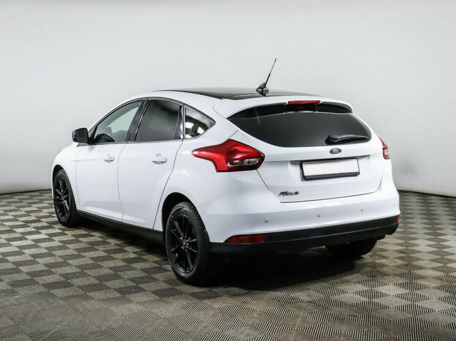 Ford Focus, 1.6 л, Робот, 2017 фото 5