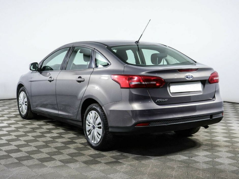 Ford Focus, 1.6 л, Робот, 2015 фото 6