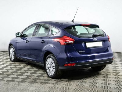 Ford Focus, 1.6 л, РКПП, 2015 фото 5