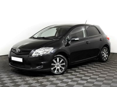 Toyota Auris, 1.6 л, АКПП, 2012 фото 3