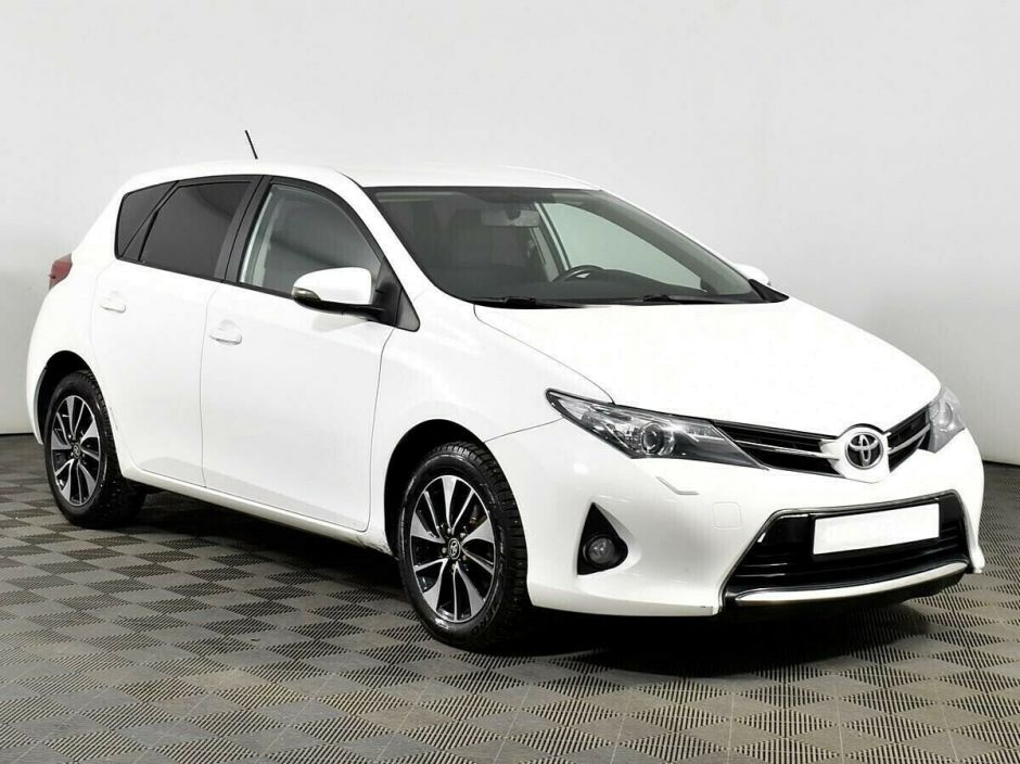 Toyota Auris, 1.6 л, Вариатор, 2013 фото 4