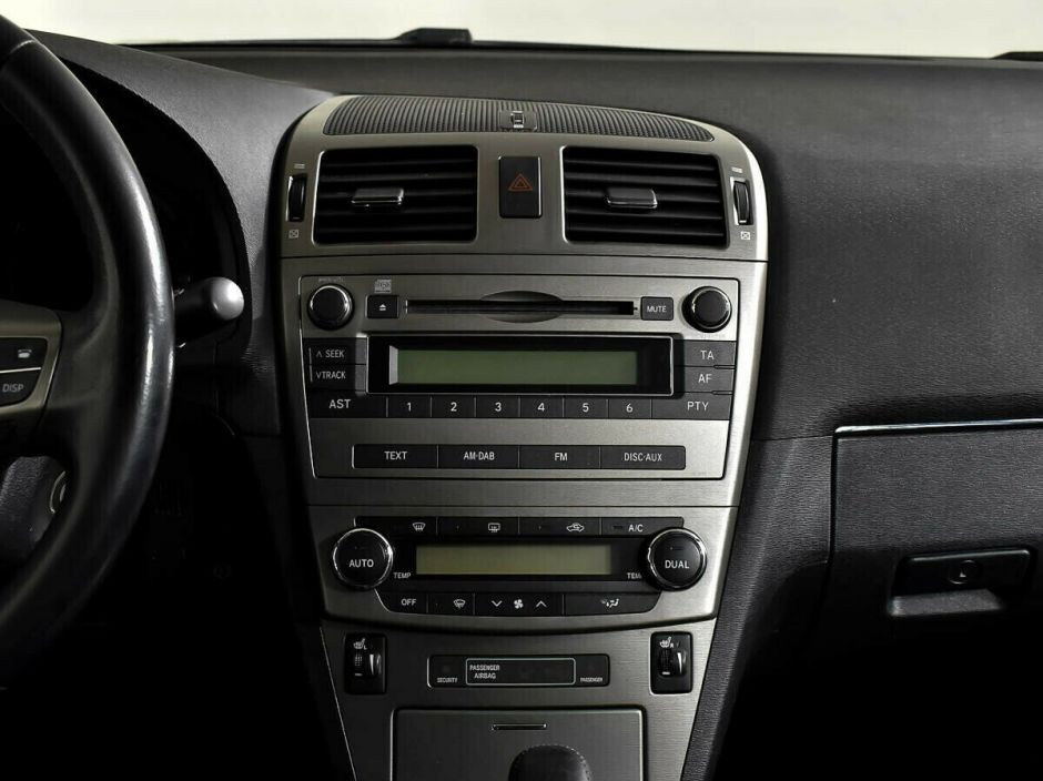 Toyota Avensis, 1.8 л, Вариатор, 2010 фото 9