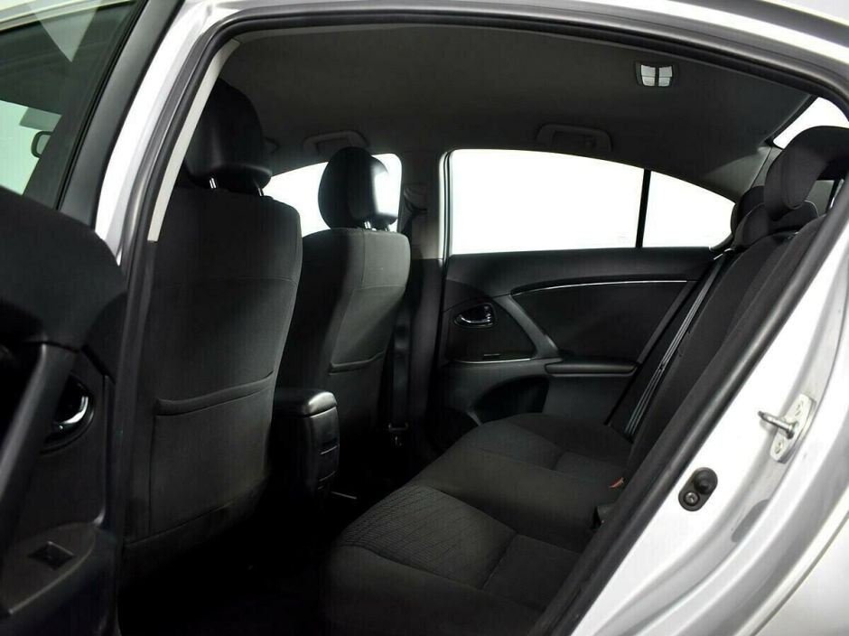 Toyota Avensis, 1.8 л, Вариатор, 2010 фото 2