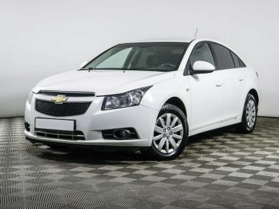 Chevrolet Cruze, 1.8 л, МКПП, 2011 фото 3