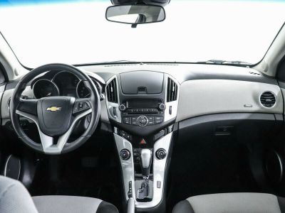 Chevrolet Cruze, 1.6 л, АКПП, 2013 фото 2