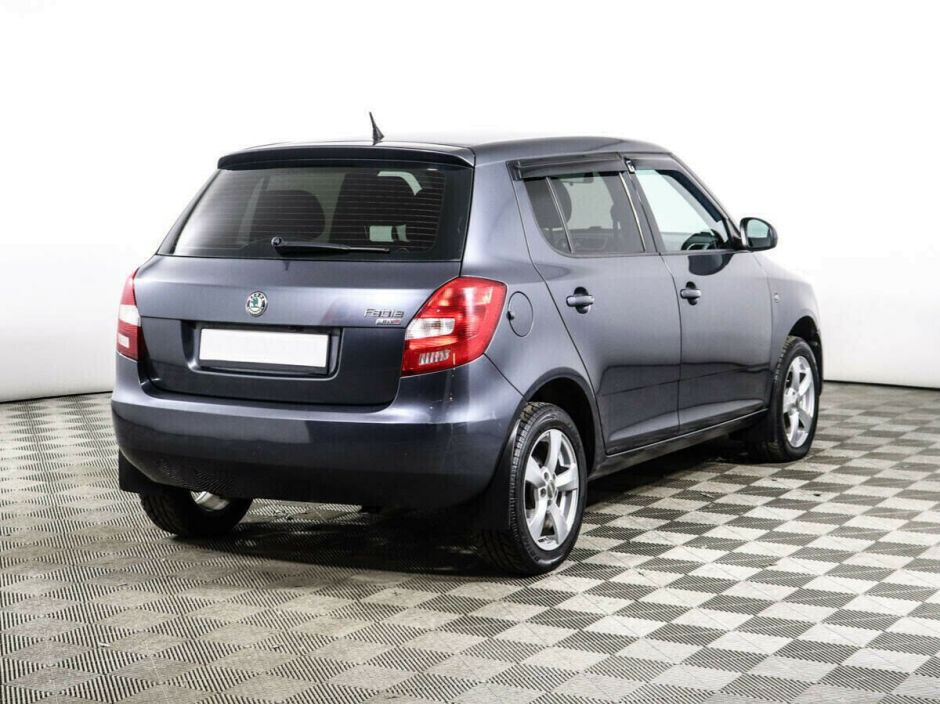 Skoda Fabia, 1.6 л, АТ, 2009 фото 5