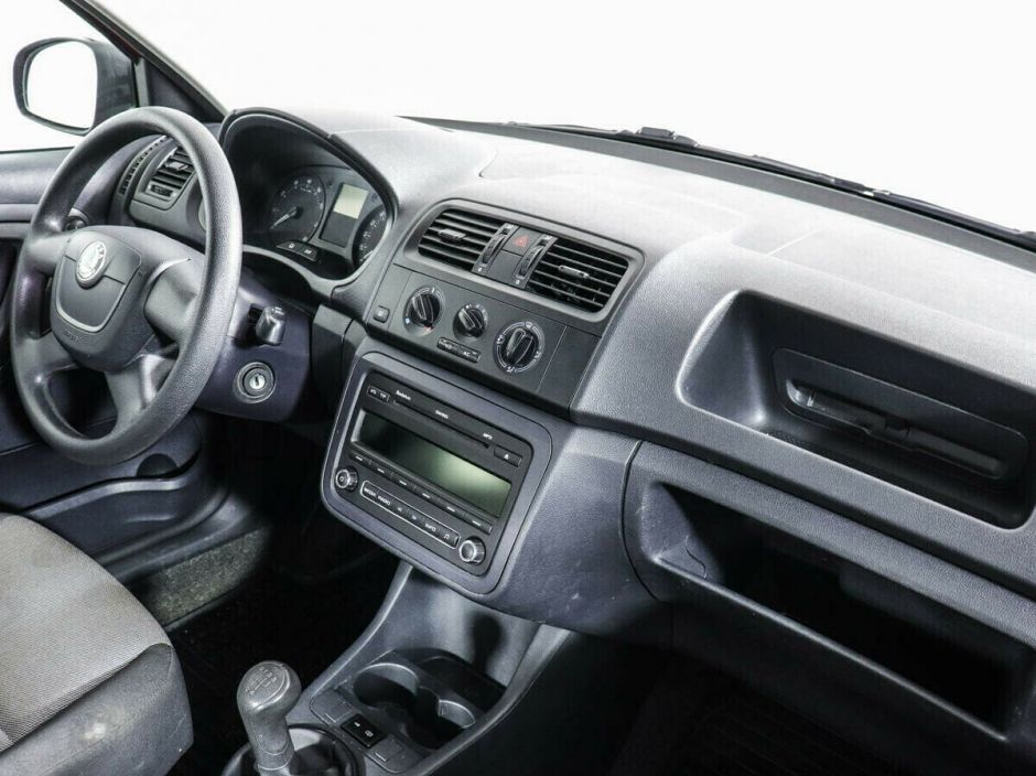 Skoda Fabia, 1.2 л, МТ, 2012 фото 2