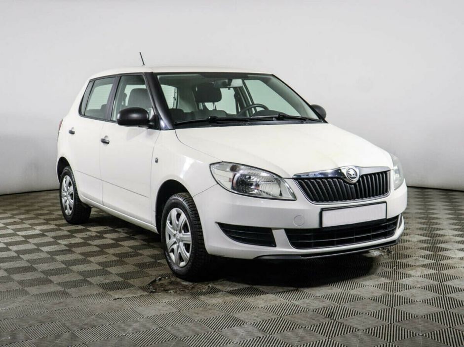 Skoda Fabia, 1.6 л, АТ, 2013 фото 4