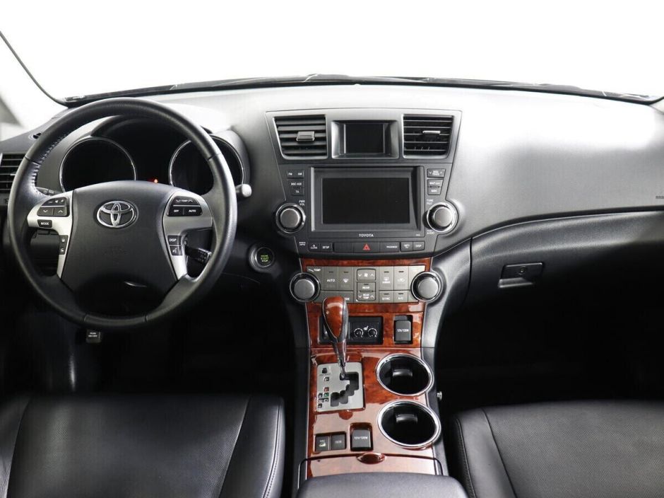 Toyota Highlander, 3.5 л, АТ, 2013 фото 8