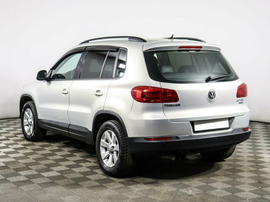 Volkswagen Tiguan, 2.0 л, АТ, 2012 фото 6
