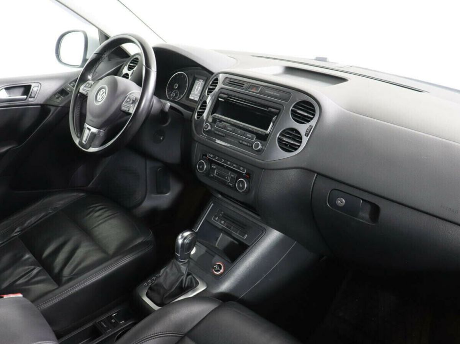 Volkswagen Tiguan, 2.0 л, АТ, 2012 фото 8