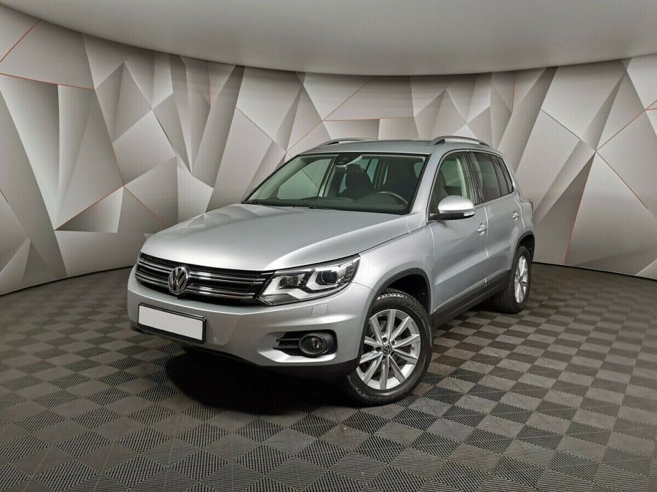 Volkswagen Tiguan, 2.0 л, АТ, 2012 фото 3