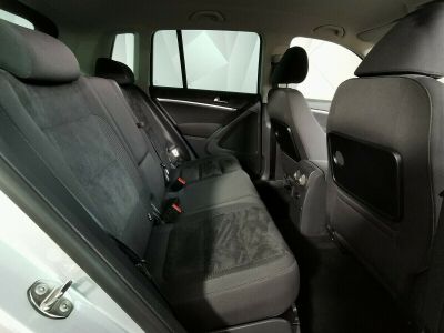 Volkswagen Tiguan, 2.0 л, АКПП, 2012 фото 7