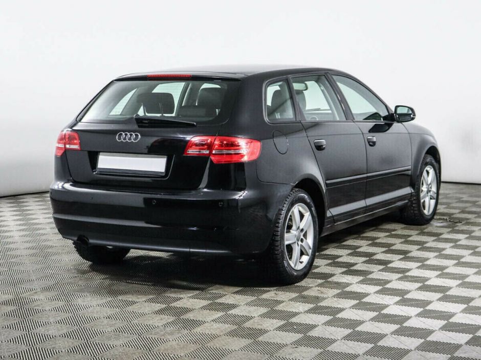 Audi A3, 1.2 л, Робот, 2011 фото 6
