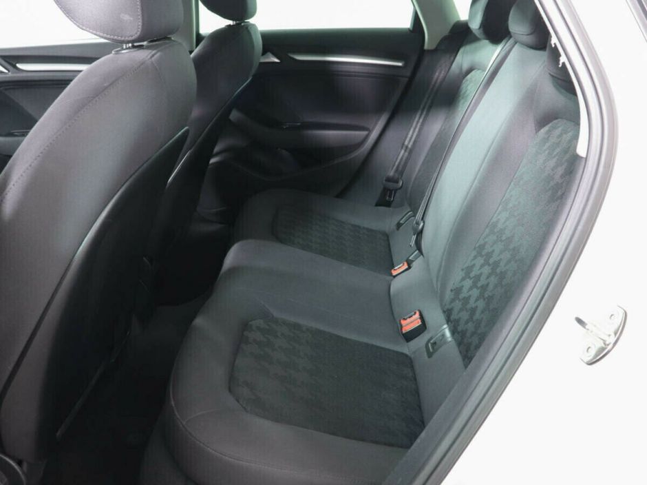 Audi A3, 1.4 л, Робот, 2013 фото 1