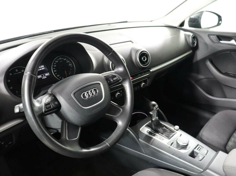Audi A3, 1.4 л, Робот, 2013 фото 7