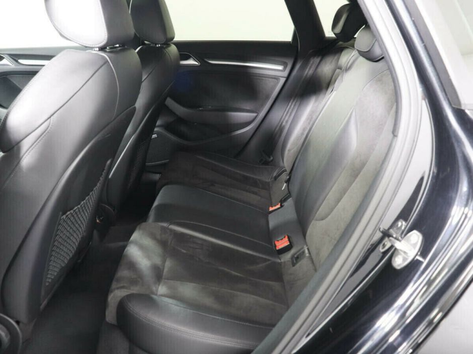 Audi A3, 1.8 л, Робот, 2013 фото 1