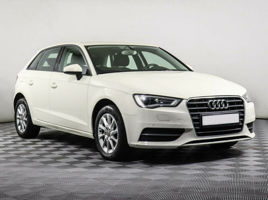 Audi A3, 1.2 л, Робот, 2014 фото 4
