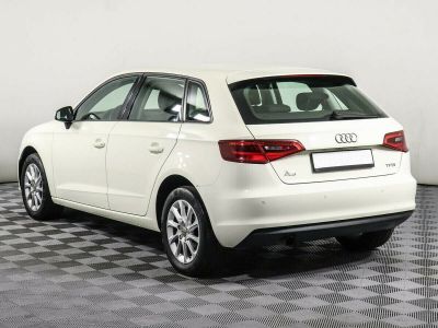 Audi A3, 1.2 л, РКПП, 2014 фото 5