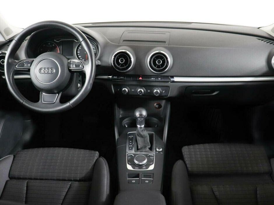 Audi A3, 1.4 л, Робот, 2014 фото 8