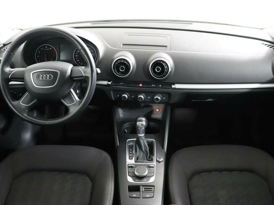 Audi A3, 1.4 л, Робот, 2015 фото 8