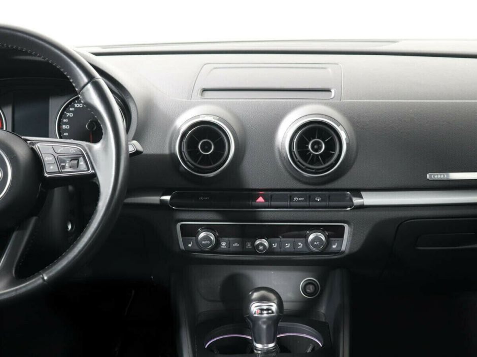 Audi A3, 1.4 л, Робот, 2016 фото 8