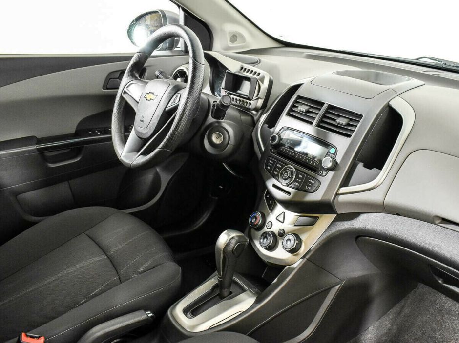 Chevrolet Aveo, 1.6 л, АТ, 2012 фото 2