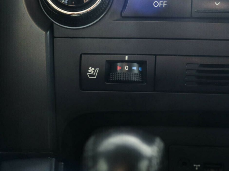 Kia Sorento, 2.0 л, АТ, 2011 фото 11