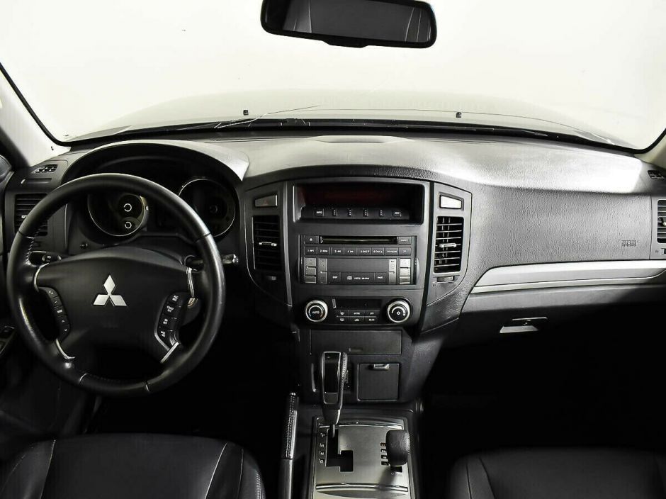Mitsubishi Pajero, 3.0 л, АТ, 2010 фото 8