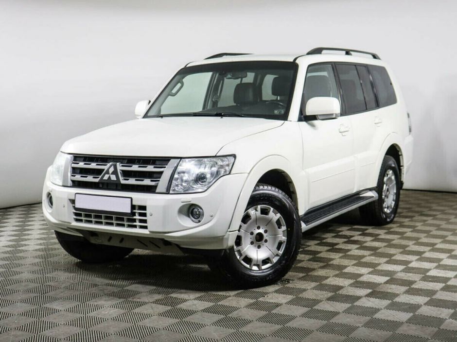 Mitsubishi Pajero, 3.0 л, АТ, 2011 фото 3
