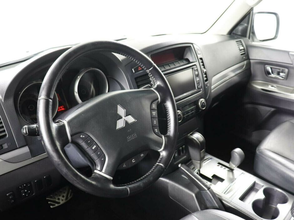 Mitsubishi Pajero, 3.0 л, АТ, 2011 фото 7