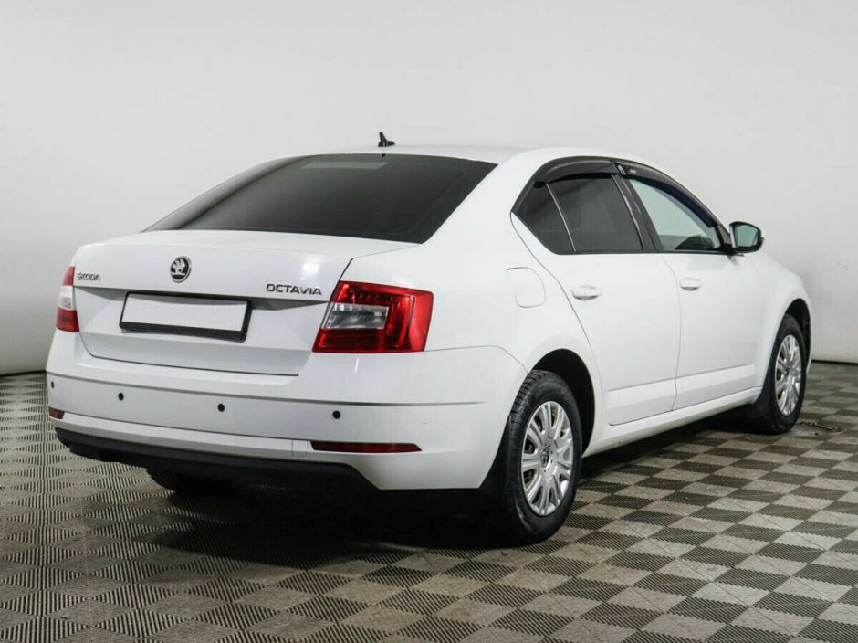 Skoda Octavia, 1.6 л, АТ, 2019 фото 6