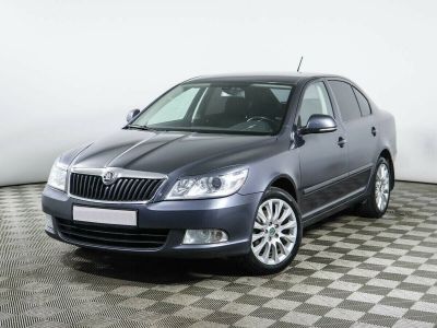 Skoda Octavia, 1.8 л, МКПП, 2010 фото 3