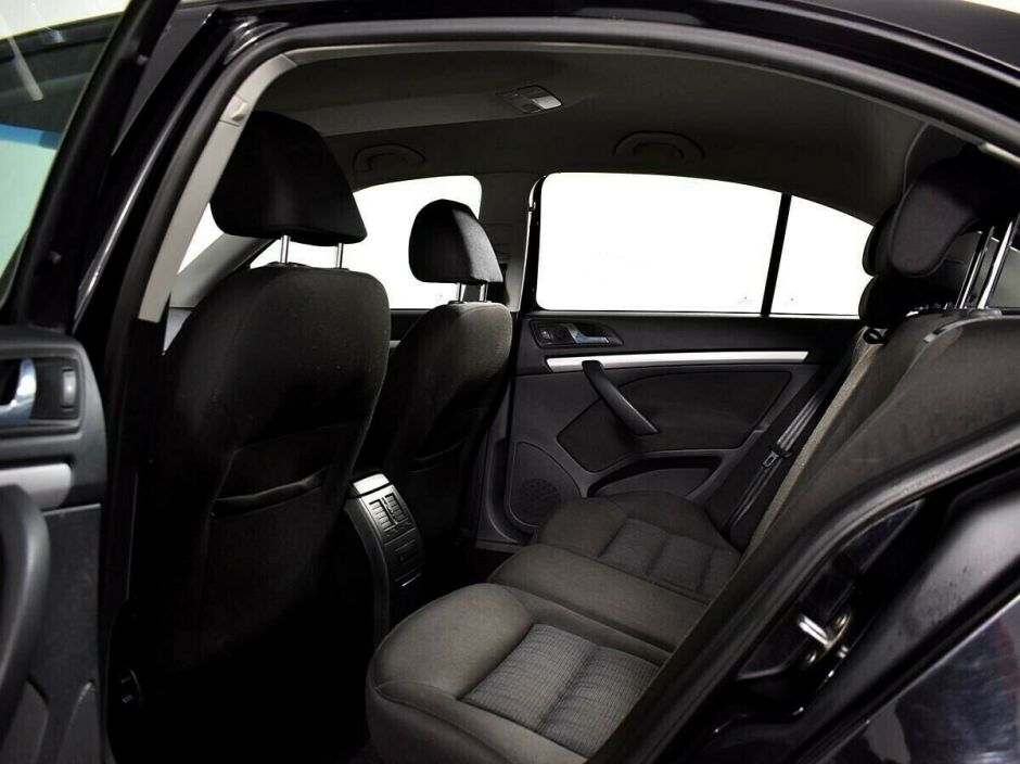 Skoda Octavia, 1.4 л, Робот, 2011 фото 1