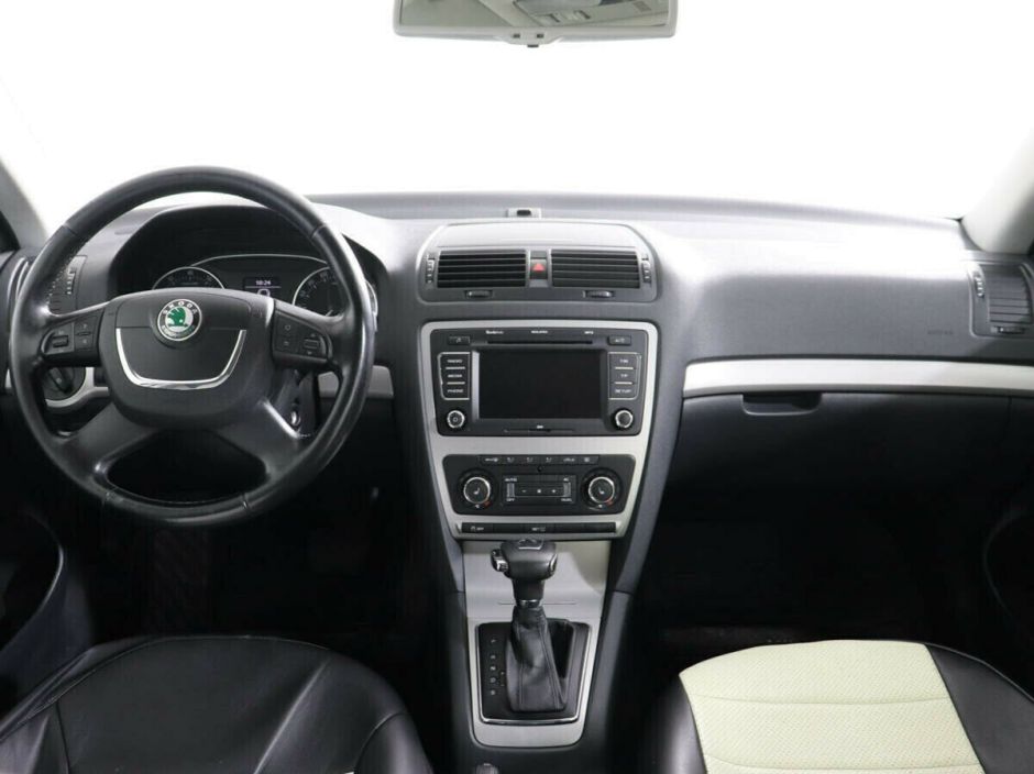Skoda Octavia, 1.8 л, АТ, 2012 фото 7