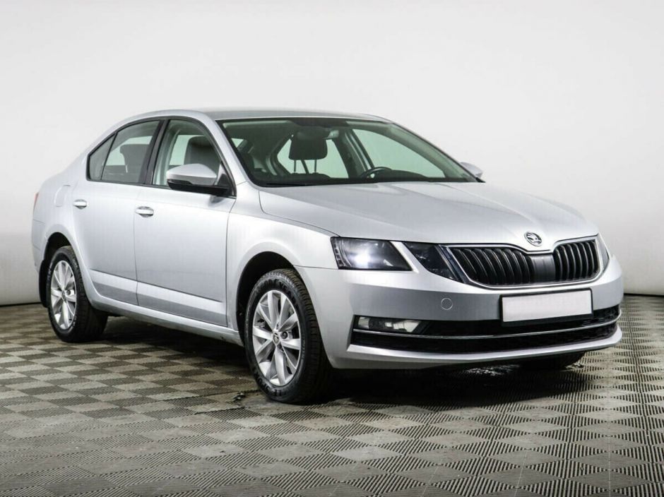Skoda Octavia Импорт, 1.5 л, Робот, 2017 фото 4
