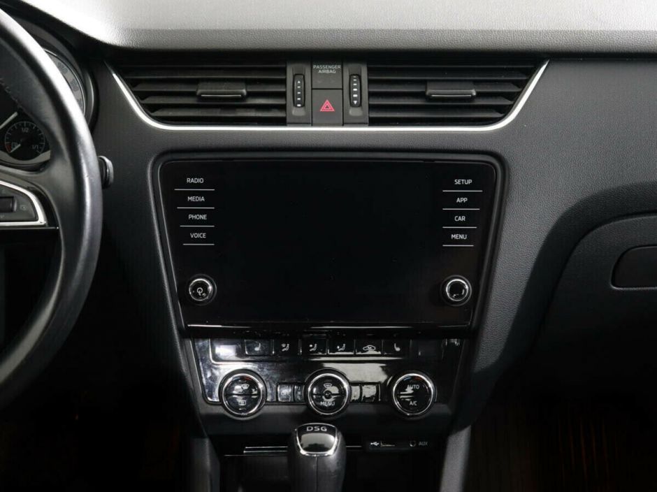 Skoda Octavia Импорт, 1.5 л, Робот, 2017 фото 1