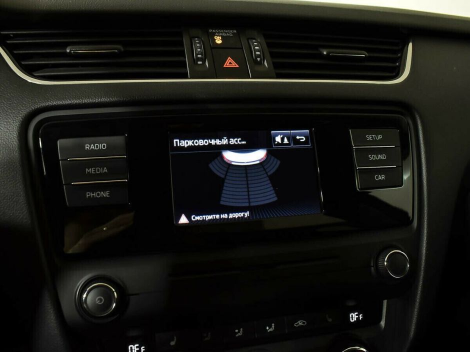 Skoda Octavia Импорт, 1.5 л, Робот, 2019 фото 10