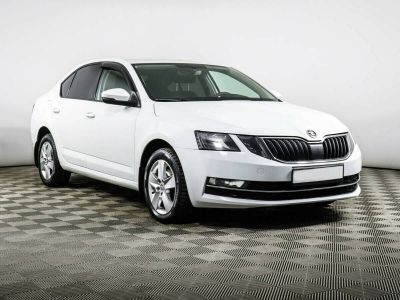 Skoda Octavia Импорт, 1.5 л, РКПП, 2018 фото 4