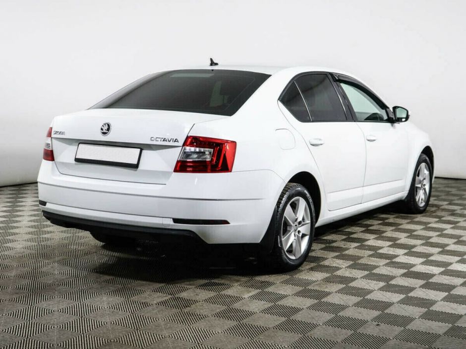 Skoda Octavia Импорт, 1.5 л, Робот, 2018 фото 6
