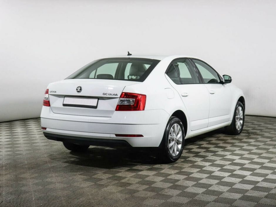 Skoda Octavia, 1.6 л, АТ, 2018 фото 6