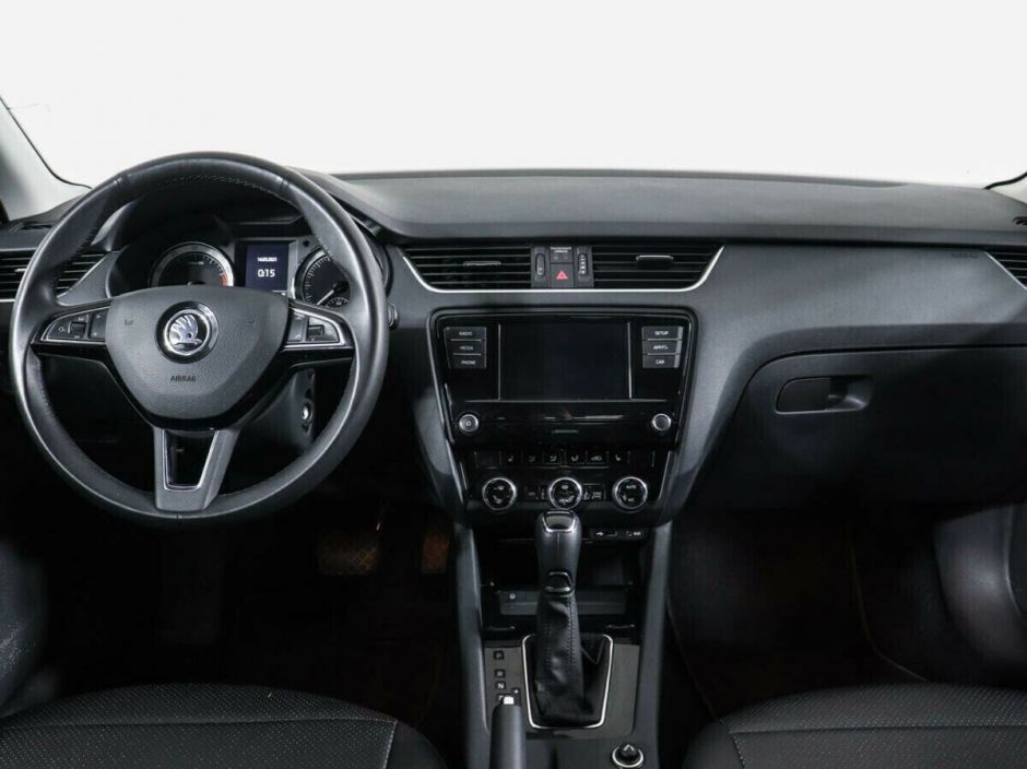 Skoda Octavia, 1.6 л, АТ, 2018 фото 2