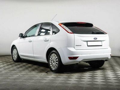 Ford Focus, 1.6 л, АКПП, 2011 фото 5