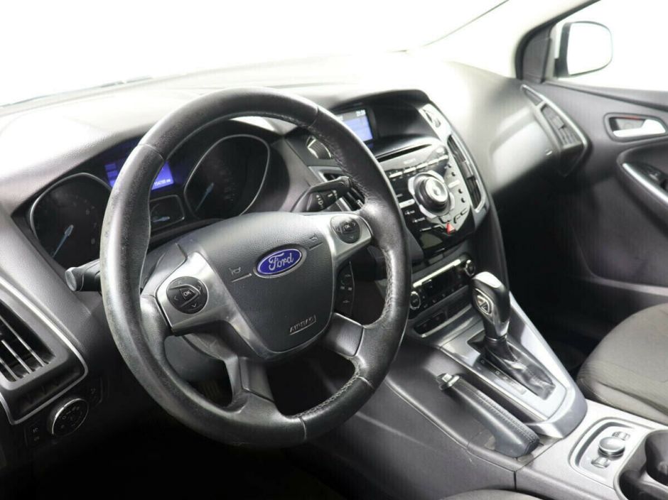 Ford Focus, 2.0 л, Робот, 2012 фото 7