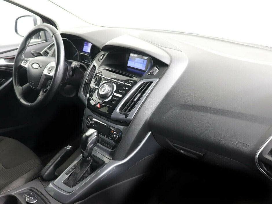 Ford Focus, 2.0 л, Робот, 2012 фото 2