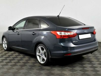 Ford Focus, 1.6 л, РКПП, 2013 фото 5