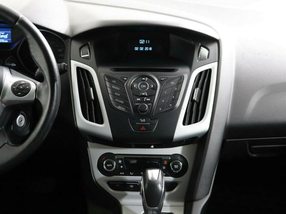 Ford Focus, 1.6 л, Робот, 2014 фото 9