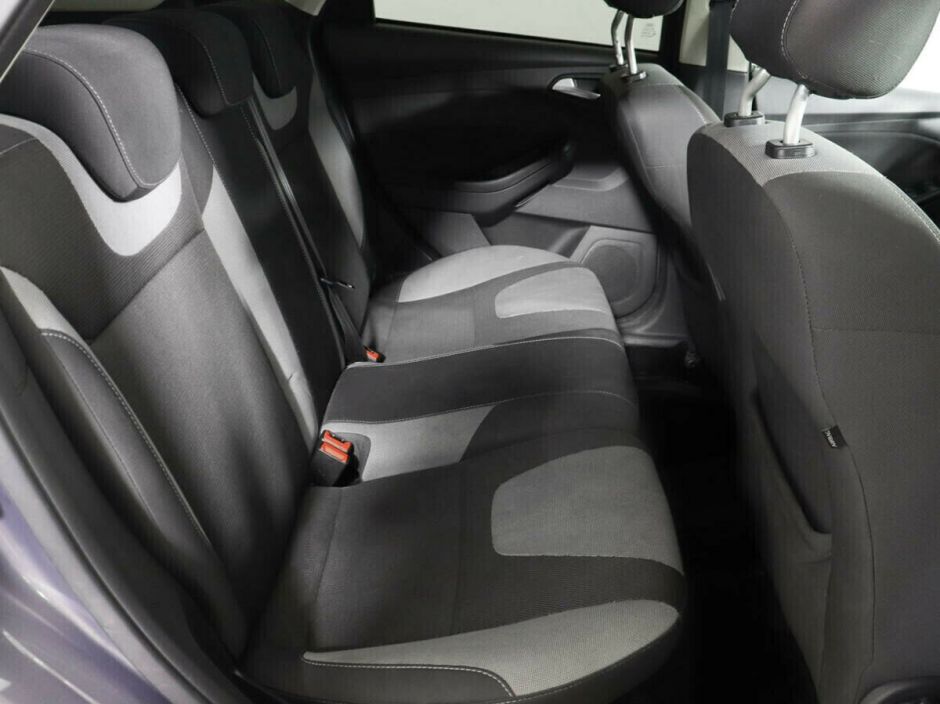 Ford Focus, 1.6 л, Робот, 2014 фото 1